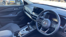 Nissan Qashqai 1.3 DiG-T MH N-Connecta 5dr Petrol Hatchback